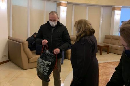 Украинские моряки, которые годы провели в ливийской тюрьме, вернулись на родину (фото, видео)