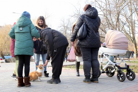 «Зимние каникулы ради безопасности»: одесситы гуляют в парке Победы (фоторепортаж)
