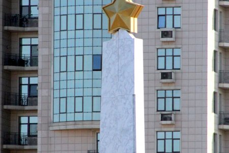 «Зимние каникулы ради безопасности»: одесситы гуляют в парке Победы (фоторепортаж)