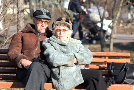 «Зимние каникулы ради безопасности»: одесситы гуляют в парке Победы (фоторепортаж)
