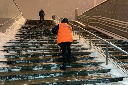 Одессу засыпало снегом: коммунальные службы работают в усиленном режиме (фоторепортаж)