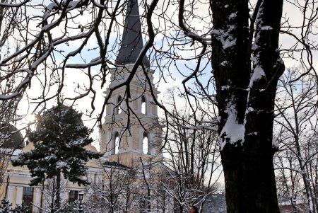 В Одессе выпал первый снег (фоторепортаж)
