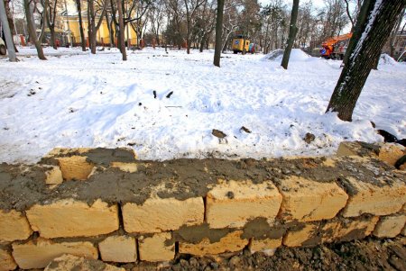 Преображение Алексеевского сквера (фоторепортаж)
