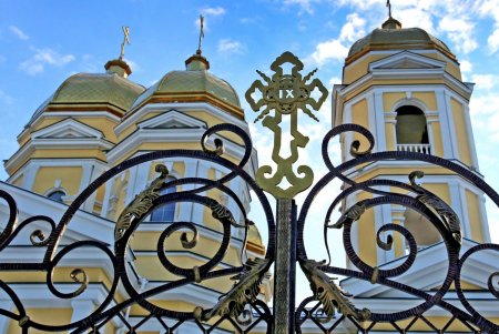 Преображение Алексеевского сквера (фоторепортаж)