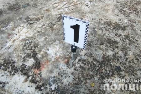 Ходил возле дома с отрезанной головой мужчины: полиция задержала убийцу двоих человек на Таирова (видео)