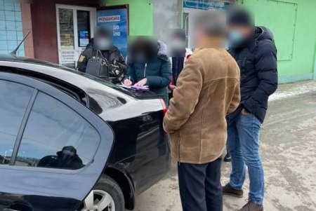 В Одесской области задержали председателя сельского совета при получении взятки