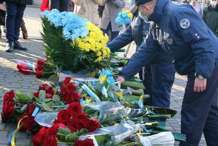 Одесситы отмечают День Соборности Украины (фоторепортаж)