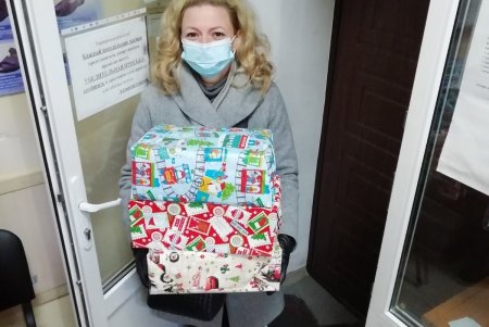 Маленькие одесситы льготных категорий получают подарки от детей из Германии (фото)