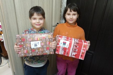 Маленькие одесситы льготных категорий получают подарки от детей из Германии (фото)