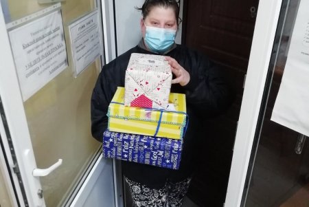 Маленькие одесситы льготных категорий получают подарки от детей из Германии (фото)