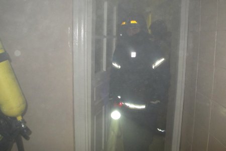 Рано утром тушили пожар в больнице водников (фото)