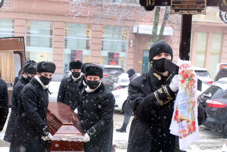 Одесситы простились с известной актрисой Ириной Токарчук (фоторепортаж)