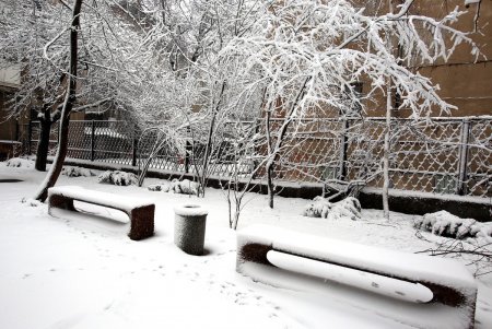 Сильнейший за последние годы снежный шторм в Одессе (фоторепортаж)