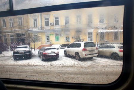 Сильнейший за последние годы снежный шторм в Одессе (фоторепортаж)