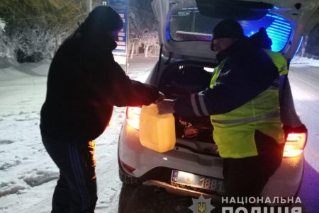 На трассах региона сотни человек спасены из снежного плена (фото, видео)