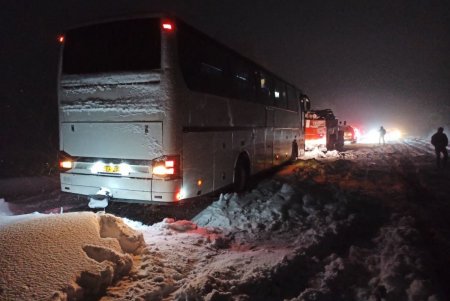 На трассах Одесской области продолжаются спасательные операции из-за разыгравшейся непогоды 