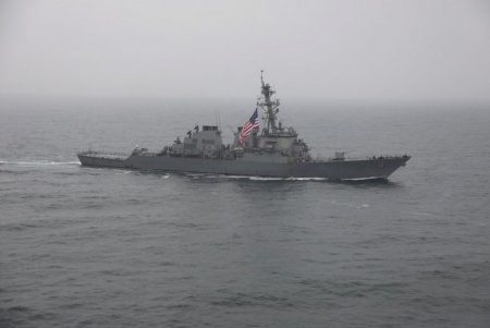 Украинские ВМС провели совместные учения с американскими ракетными крейсерами (фото)