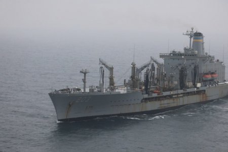 Украинские ВМС провели совместные учения с американскими ракетными крейсерами (фото)
