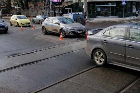 Пьяный водитель устроил ДТП прямо возле Управления патрульной полиции (фото)