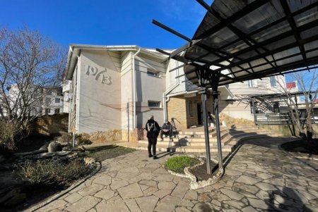 В одесском реабилитационном центре «12 шагов» незаконно провели допросы, обыски и задержали пациентов (фото)