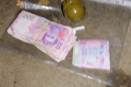 Группу иностранцев будут судить за вымогательство несуществующего долга у предпринимателя в размере 25 тысяч долларов (фото)