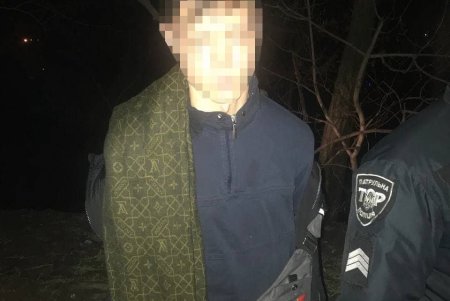 В Киевском и Приморском районах задержали четырех нарколюбителей (фото)