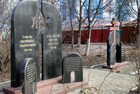 На месте артиллерийских складов ведется подготовка создания сквера-мемориала «Против забвения» (фоторепортаж)