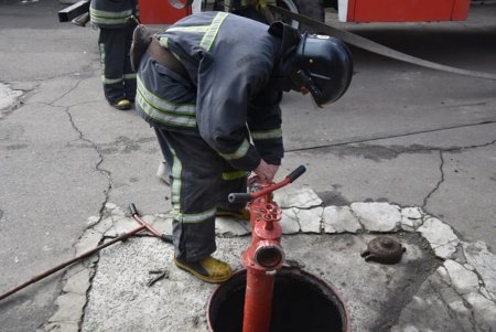 Спасатели проверили соблюдение противопожарной безопасности в одесском центре социально-психологической реабилитации детей (фото)