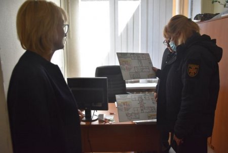 Спасатели проверили соблюдение противопожарной безопасности в одесском центре социально-психологической реабилитации детей (фото)