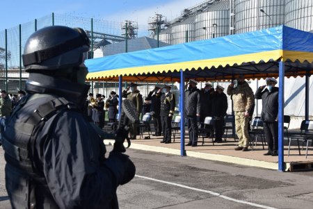 Против российской агрессии: американцы передали украинским морякам 10 катеров и 70 надувных лодок (фото)