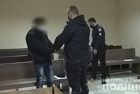 Молодой житель Березовского района вломился в дом 74-летней односельчанки, сломал ей нос и изнасиловал (фото, видео)