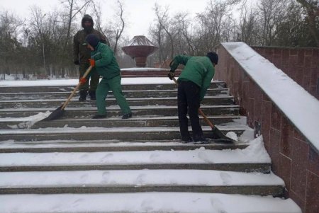 Коммунальщики оперативно избавили Одессу от последствий Южного циклона (фото, видео) 