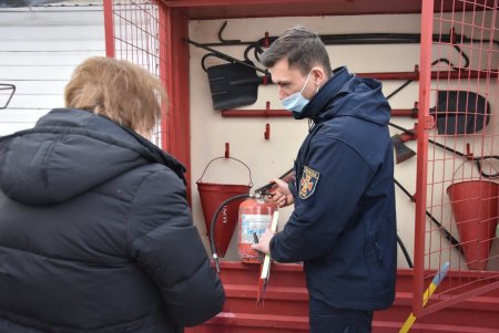 В Одессе и области спасатели проверили гостиницы, пансионаты, хостелы и дома престарелых (фото)