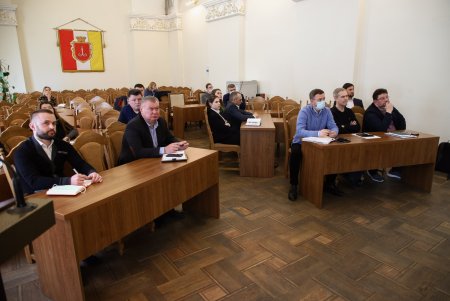 Мэр Одессы провел совещание с руководителями Нацполиции и частных охранных структур по взаимодействию для повышения уровня безопасности на дорогах (фото, видео)