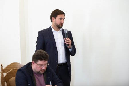 Мэр Одессы провел совещание с руководителями Нацполиции и частных охранных структур по взаимодействию для повышения уровня безопасности на дорогах (фото, видео)