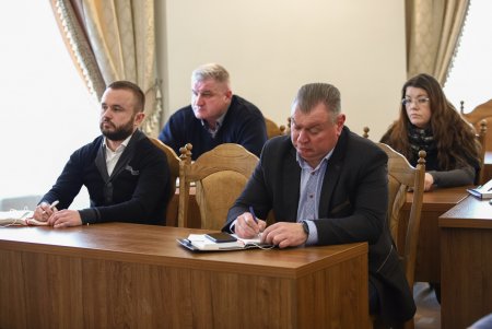 Мэр Одессы провел совещание с руководителями Нацполиции и частных охранных структур по взаимодействию для повышения уровня безопасности на дорогах (фото, видео)