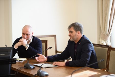 Мэр Одессы провел совещание с руководителями Нацполиции и частных охранных структур по взаимодействию для повышения уровня безопасности на дорогах (фото, видео)