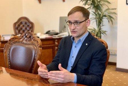 Городские власти встретились с новыми владельцами стадиона «Черноморец»