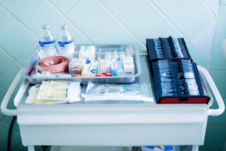 Одесских медиков вакцинируют от COVID-19 в соответствии с графиком (фото, видеокомментарий)