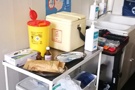 Одесских медиков вакцинируют от COVID-19 в соответствии с графиком (фото, видеокомментарий)