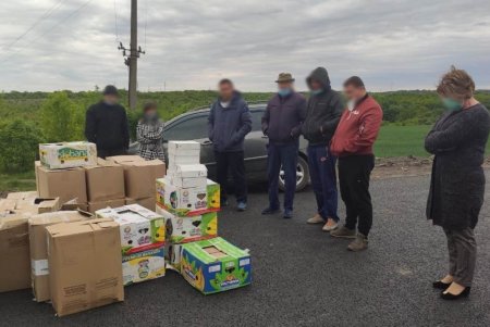 Жителя Молдовы оштрафовали на 250 тысяч гривен за контрабанду таблеток и табачных изделий (фото)
