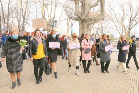 В Одессе в честь 8 Марта прошел Марш женщин (фоторепортаж)