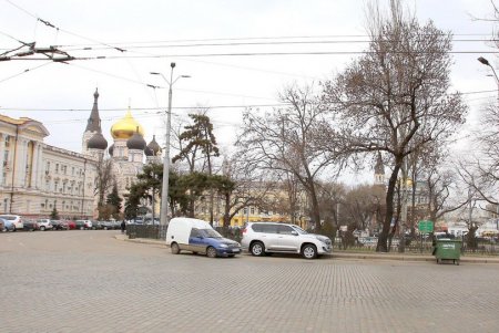Сквер имени Пушкина – самый труднодоступный в городе (фоторепортаж)