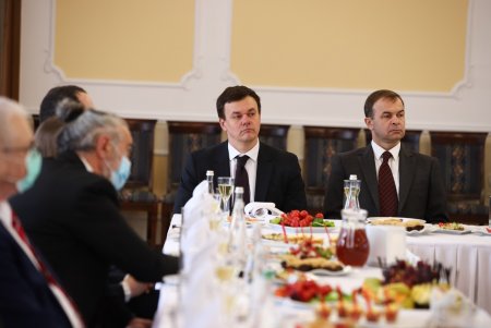 Мэр Одессы обсудил с представителями дипломатических миссий направления международного сотрудничества во время пандемии (фото, видео)