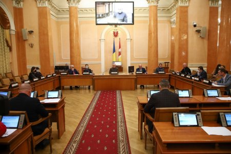 Мэр Одессы провел совещание по эпидситуации в городе (фото, видео)