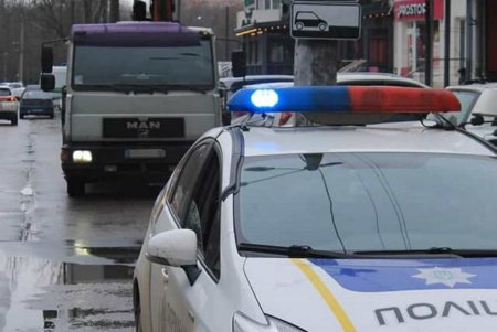В Одессе патрульные проверили парковочные места для инвалидов — авто нарушителей отправили на штрафплощадку (фото)