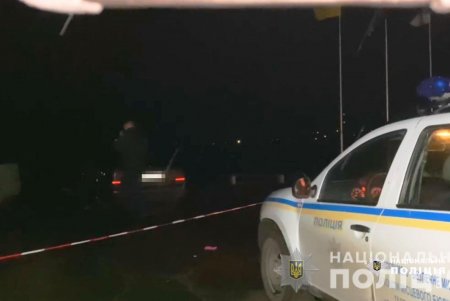 Смертельное ДТП в Балте: иномарка упала в реку, погиб пассажир (фото, видео)