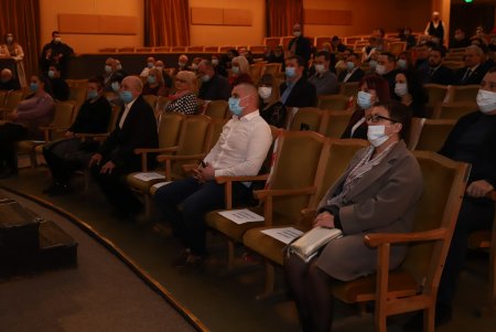 Мэр Геннадий Труханов  поздравил одесских коммунальщиков с профессиональным праздником (фото)