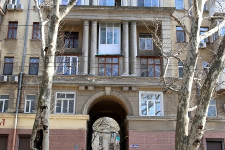 Изюминка старой Одессы — улица Богдана Хмельницкого (фоторепортаж) 