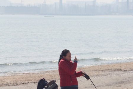 Одесситы проводят воскресенье в Лузановке (фоторепортаж)